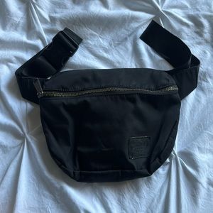 Herschel fanny pack